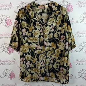 HFR button up vintage flowers shirt flowy Floral Button-Up Blouse